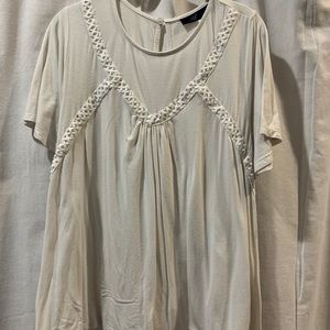 Francesca’s Blue Rain White Short Sleeve Top